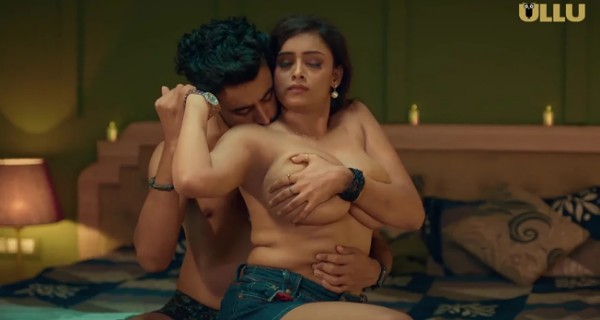 Meri Mummy Ki Dost 2025 Ullu Hindi Hot Web Series Episode 4